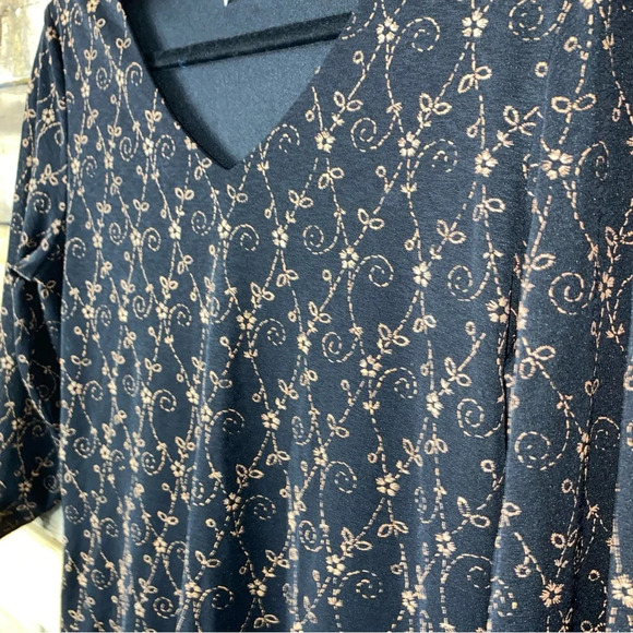 Vintage AGB Byer California blk Embroidered floral V-neck and 3/4 sleeve size M - Picture 4 of 6